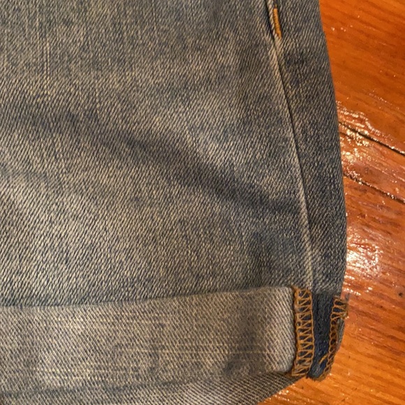 Old NAVY women’s 14 shorts - Picture 2 of 4